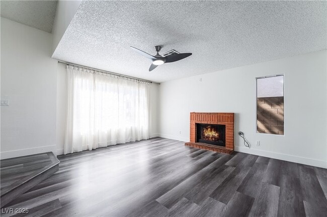 Photo - 8644 Trafalgar Dr