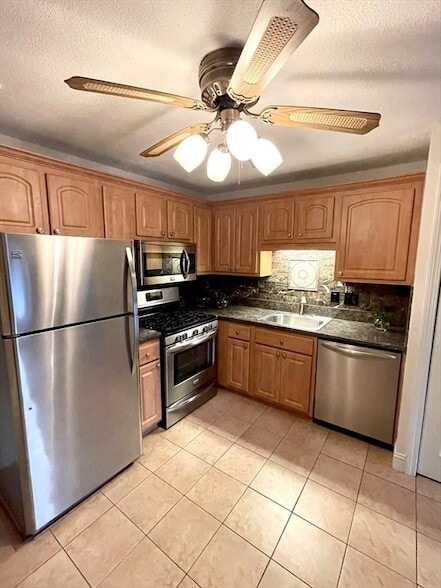 Photo - 8 Kenmar Dr Unit 58