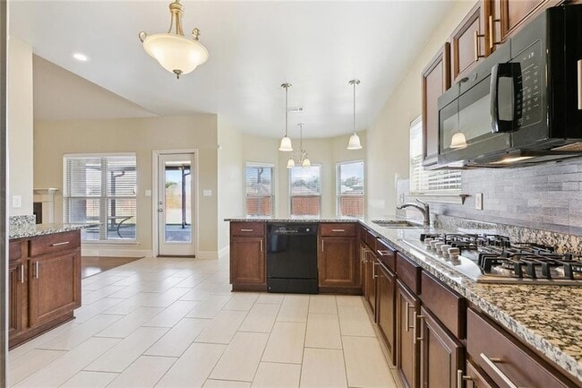 Photo - 2488 New Iberia Cir