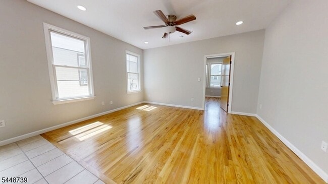 Photo - 11 Schuyler Ct