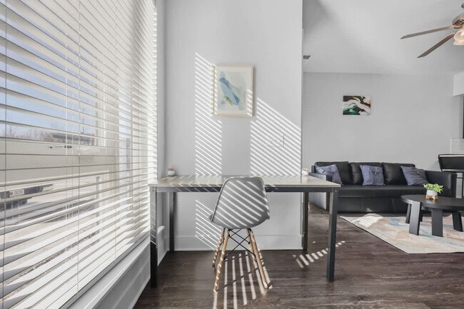 Photo - 8506 Westfield Blvd Unit ID1053009P