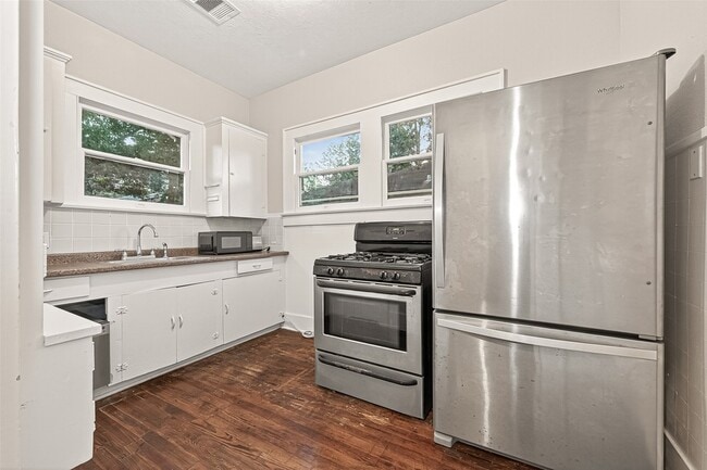 Photo - 1603 Branard St