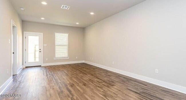 Photo - 606 Guillot Rd