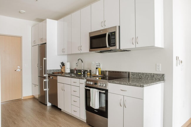 Photo - 1640 N Water St Unit SI ID1379063P