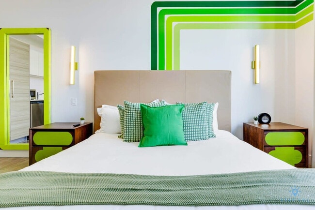 Building Photo - 777 N Ocean Dr Unit ID1227250P