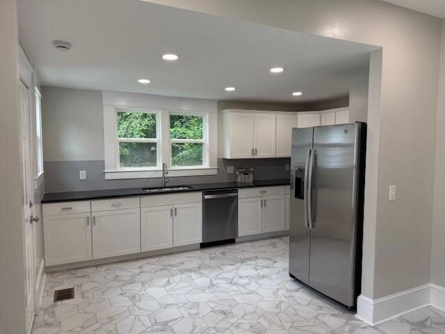 Photo - 247 Wellington St SW