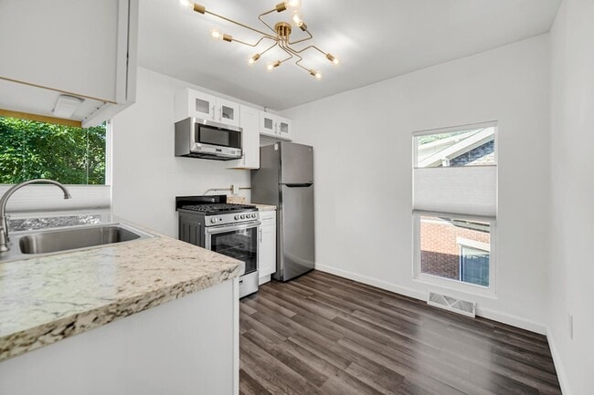 Photo - 204 Brown St Unit 2