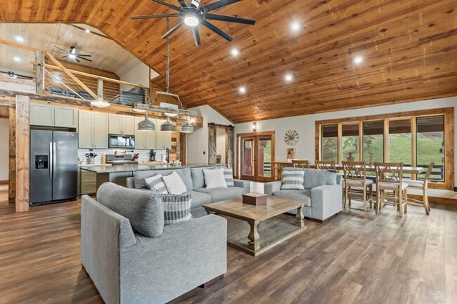 Photo - 299 Westview Dr Unit ID1371158P