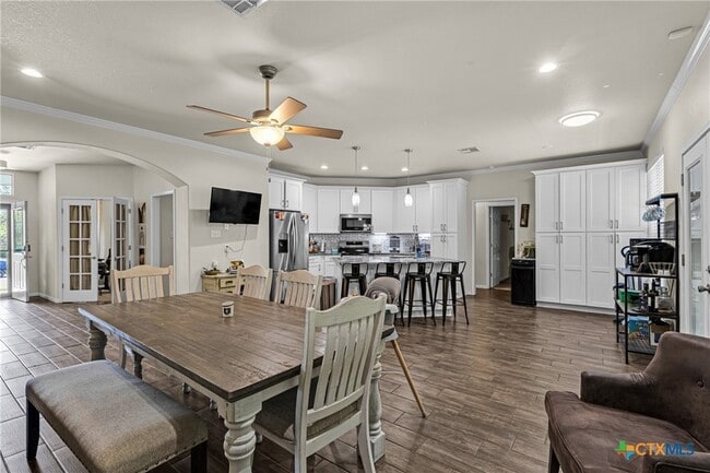 Photo - 606 Lantana St