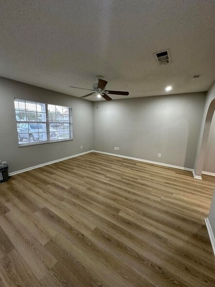 Photo - 965 SE Caravan Ave