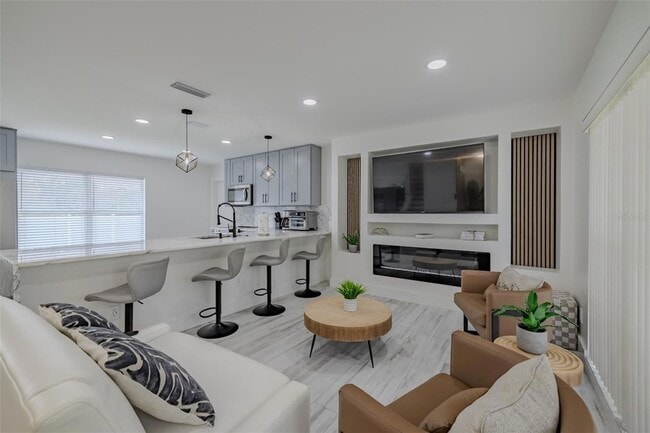 Photo - 23700 Lake Hills Dr