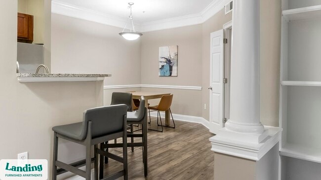 Photo - 925 Canterbury Rd NE Unit 12-1215