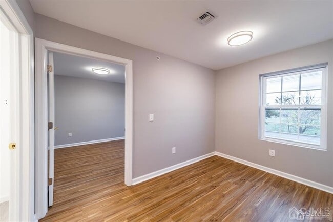 Photo - 875 Port Reading Ave Unit 2A