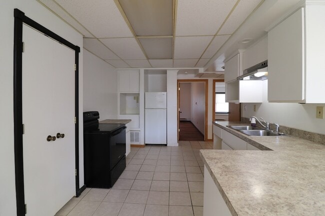 Photo - 107 W Baldwin St Unit 1