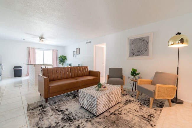 Building Photo - 505 Fillmore Ave Unit ID1044345P