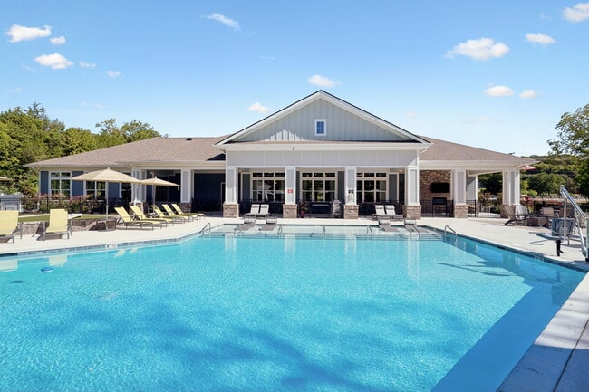 Building Photo - Sanctuary Bluff Apartments