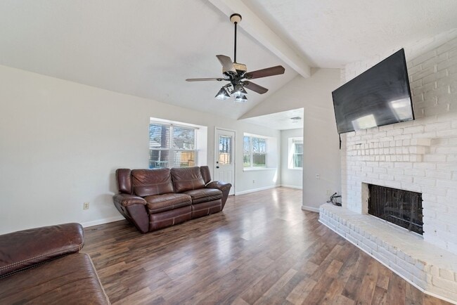 Photo - 9622 Birsay St