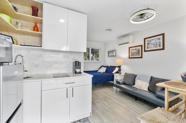 Photo - 2250-2270 Southeast 5th Street-SI ID1575201P Unit SI ID1575201P
