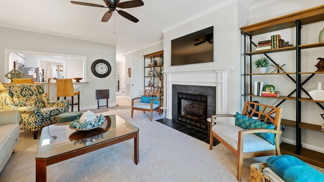 Photo - 235 Golden Bear Dr Unit ID1253406P