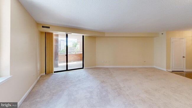 Photo - 4550 N Park Ave Unit 203