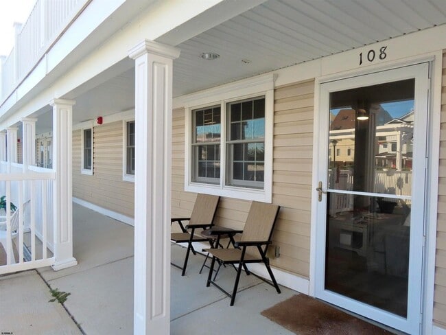 Photo - 107 E Brigantine Ave