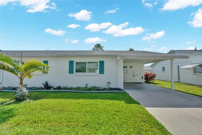 Photo - 5996 Hibiscus Dr Unit 6