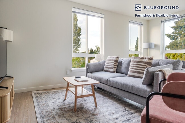 Building Photo - 18004 Midvale Ave N Unit FL5-ID931