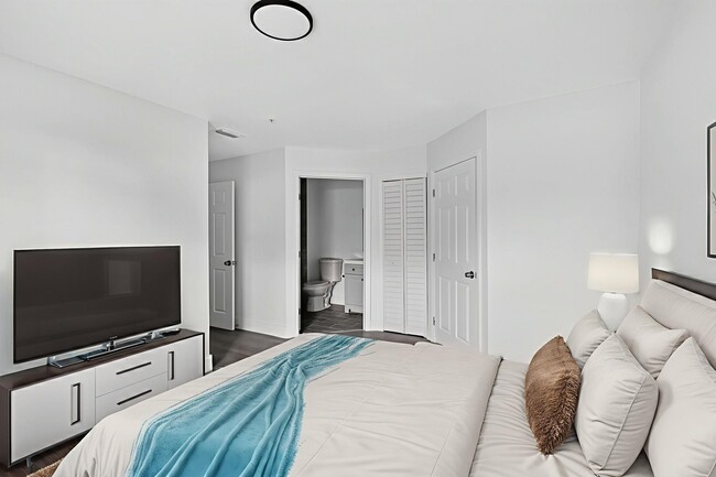 Photo - Cascades at Clear Lake Apartments