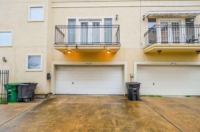 Photo - 1610 Holman St