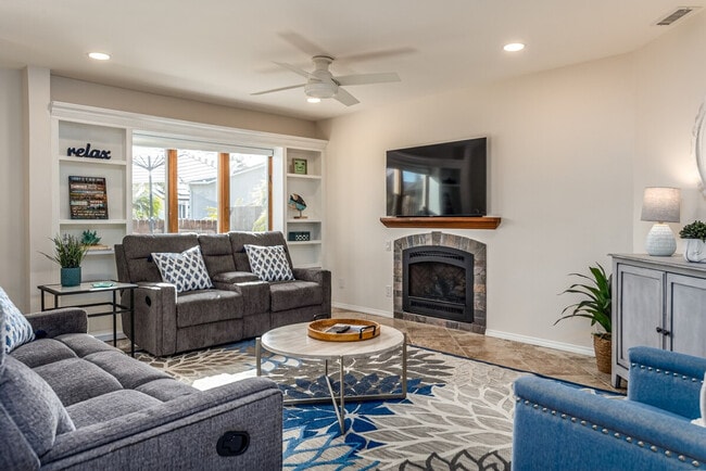 Photo - 3831 Margaret Way Unit ID1255606P