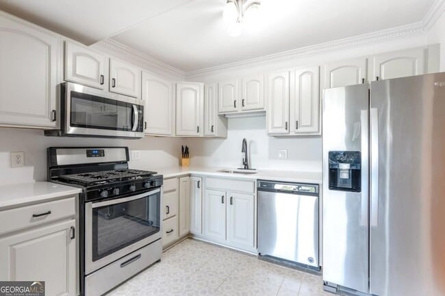 Photo - 2965 Pharr Ct S Northwest Unit 817