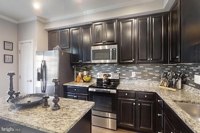 Building Photo - 950 Mississippi Ave SE