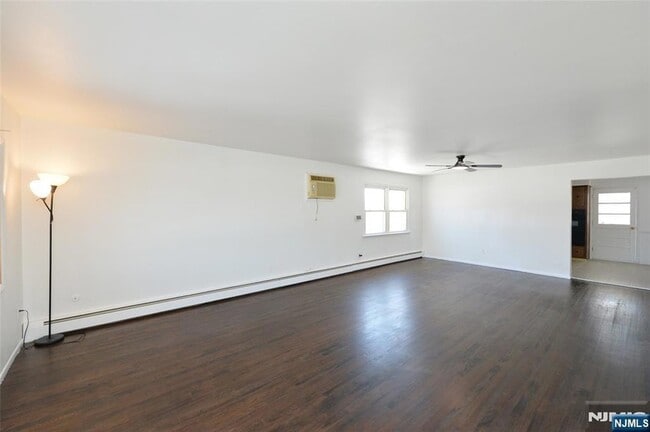 Photo - 52 Elizabeth St