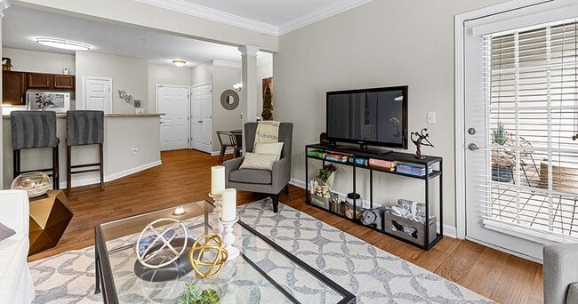 Photo - Park at Towne Lake Apartments