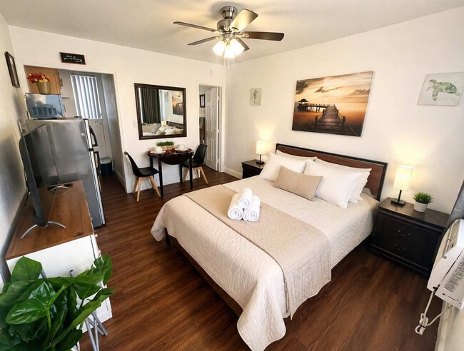 Building Photo - 338 Van Buren St Unit SI FL1-ID1520238P
