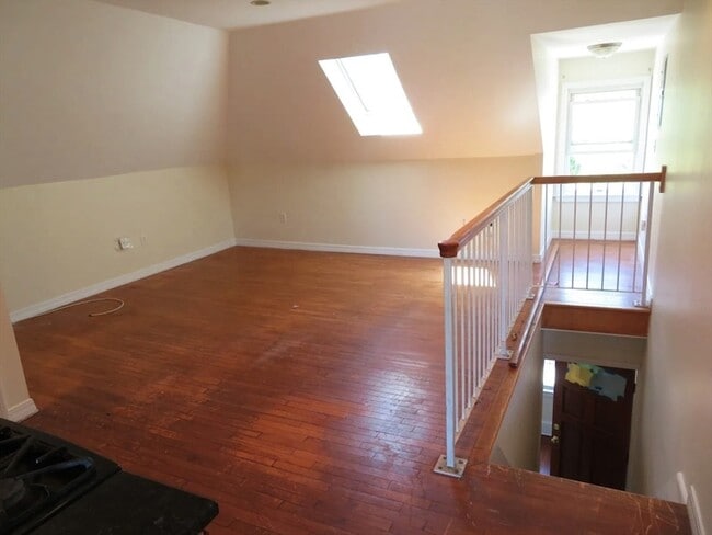 Photo - 1072 River St Unit 5