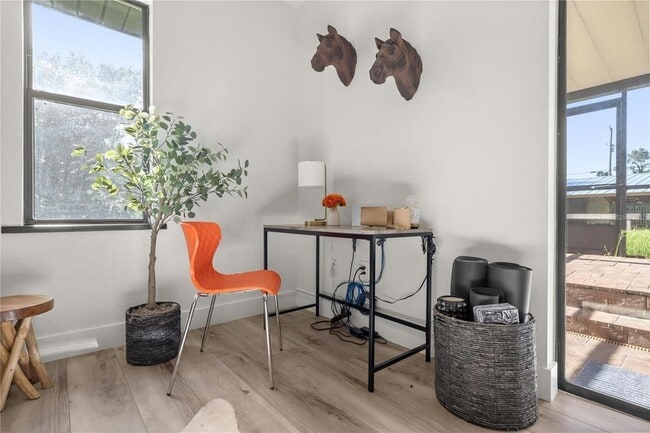 Photo - 10380 NW 21 St