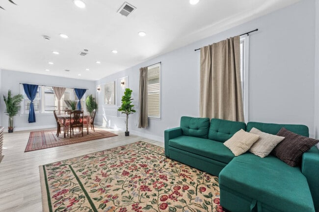 Photo - 23 Obrien Ct Unit ID1352469P