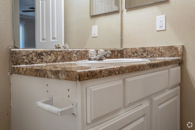 Bathroom - Crescent At Cityview