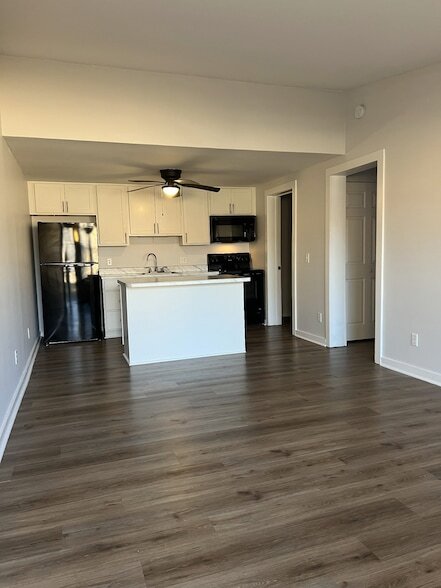 Photo - 2421 Madison St Unit 13