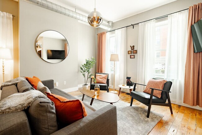 Photo - 1304 Broadway Unit ID1056129P