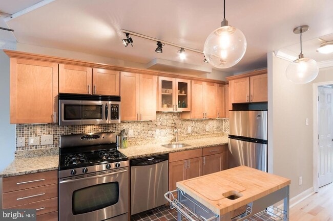 Photo - 1245 13th St NW Unit 301
