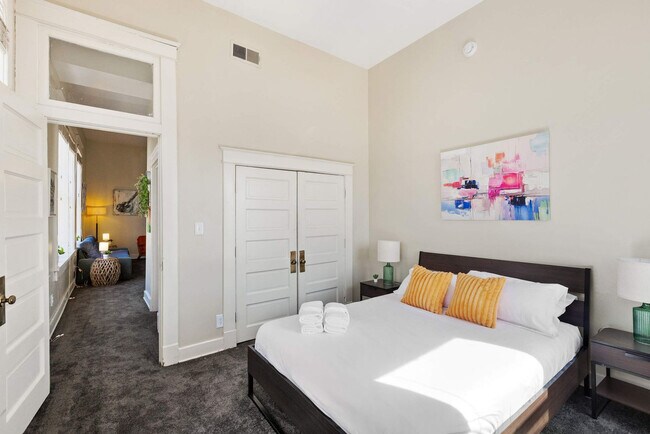 Photo - 263 S Main St Unit SI FL2-ID1608478P