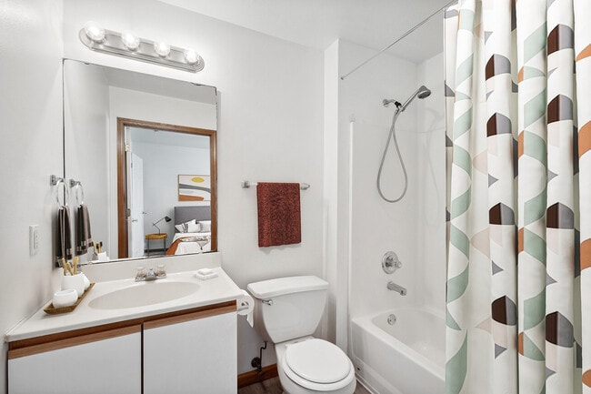 Photo - ReNew at Alton