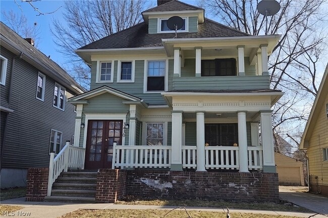 Building Photo - 3430 Beechwood Ave