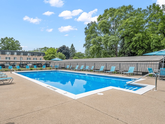 You'll Love Our Pool! - Shores of Roosevelt Park