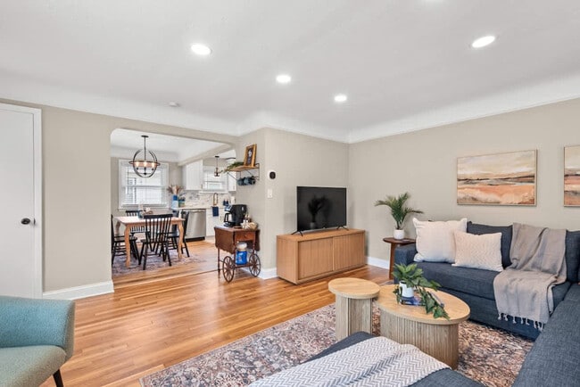 Photo - 6536 Lawnwood Ave Unit SI ID1496105P