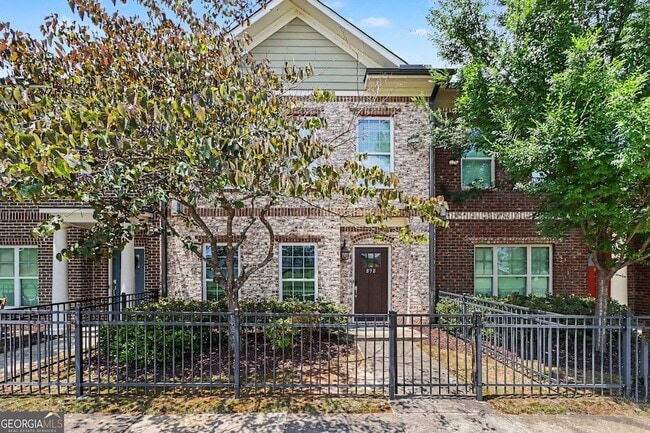Photo - 898 Westmoreland Circle Northwest