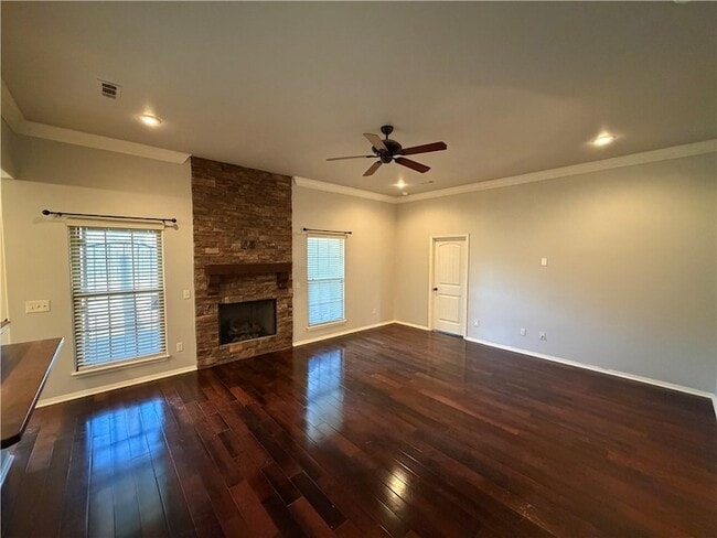 Photo - 3302 SW Briar Creek Ave