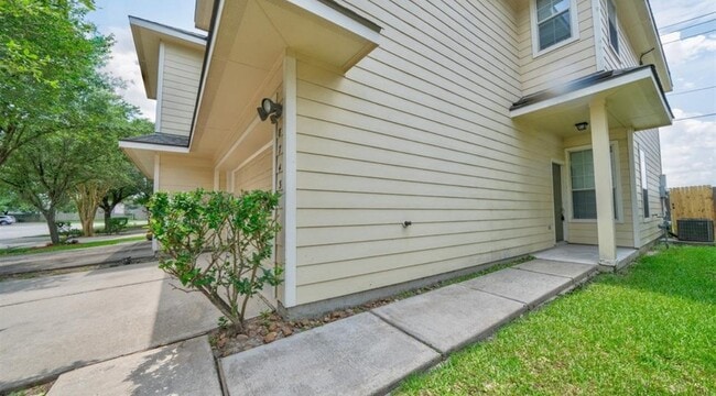 Photo - 8743 Thistlemoor Ln